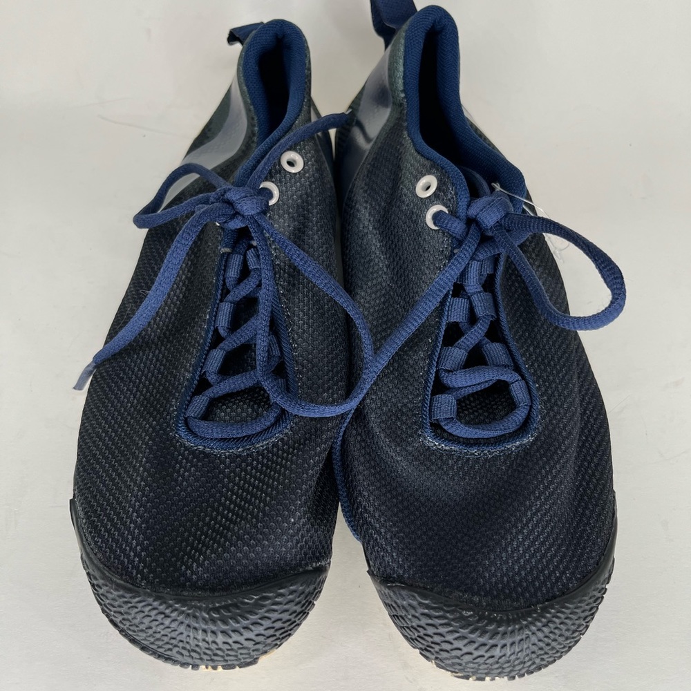 Tesla baretrek walking shoes sneakers men size 8 blue color